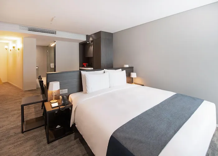 Hotel Orakai Daehakro Hotel, Bw Signature Collection Seoul