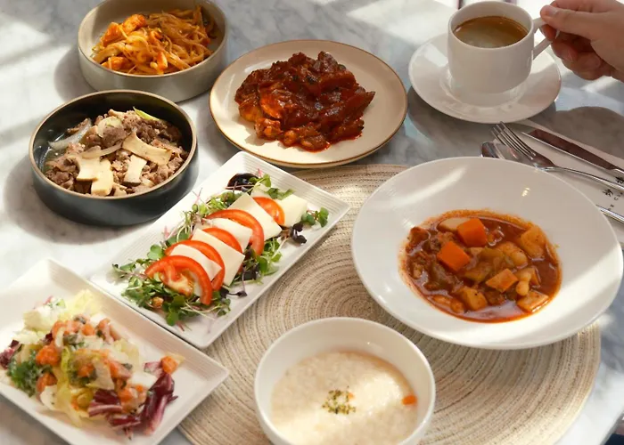 Orakai Daehakro Hotel, Bw Signature Collection Hotel 4*